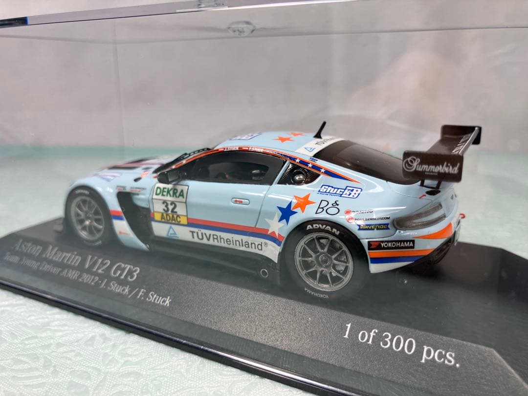 ミニチャンプスAston Martin V12 GT3 2012年300台限定