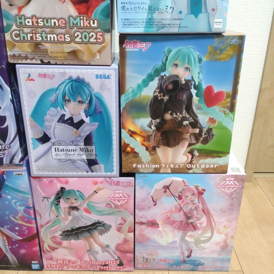初音ミク　プライズ　フィギュア　まとめ売り　13体
