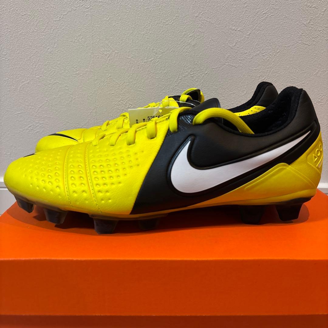 【新品・オリジナル】NIKE CTR360 Maestri3 HG AF 25