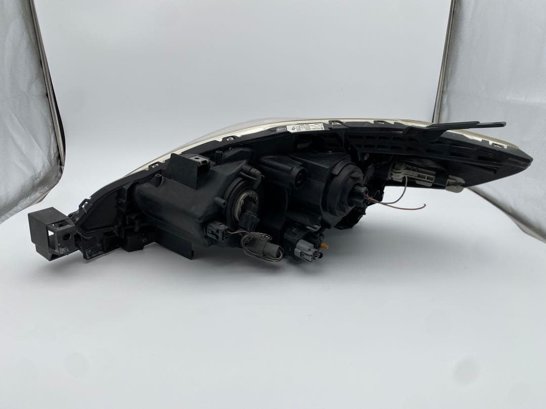 マツダ プレマシー CREW CR3W 純正 HID ヘッドライト 左右セット