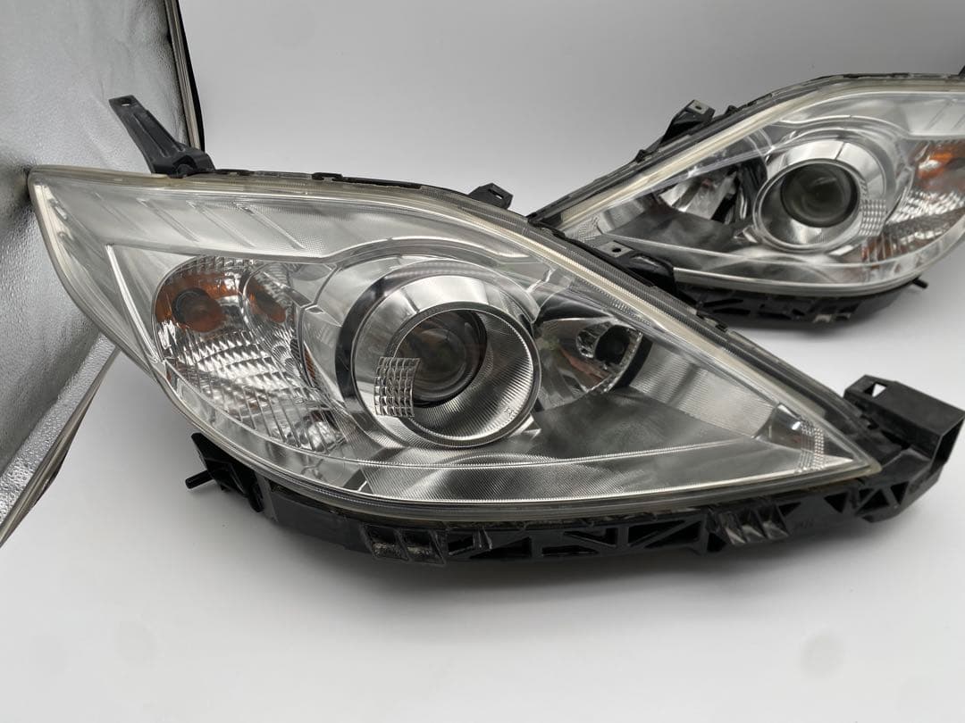 マツダ プレマシー CREW CR3W 純正 HID ヘッドライト 左右セット