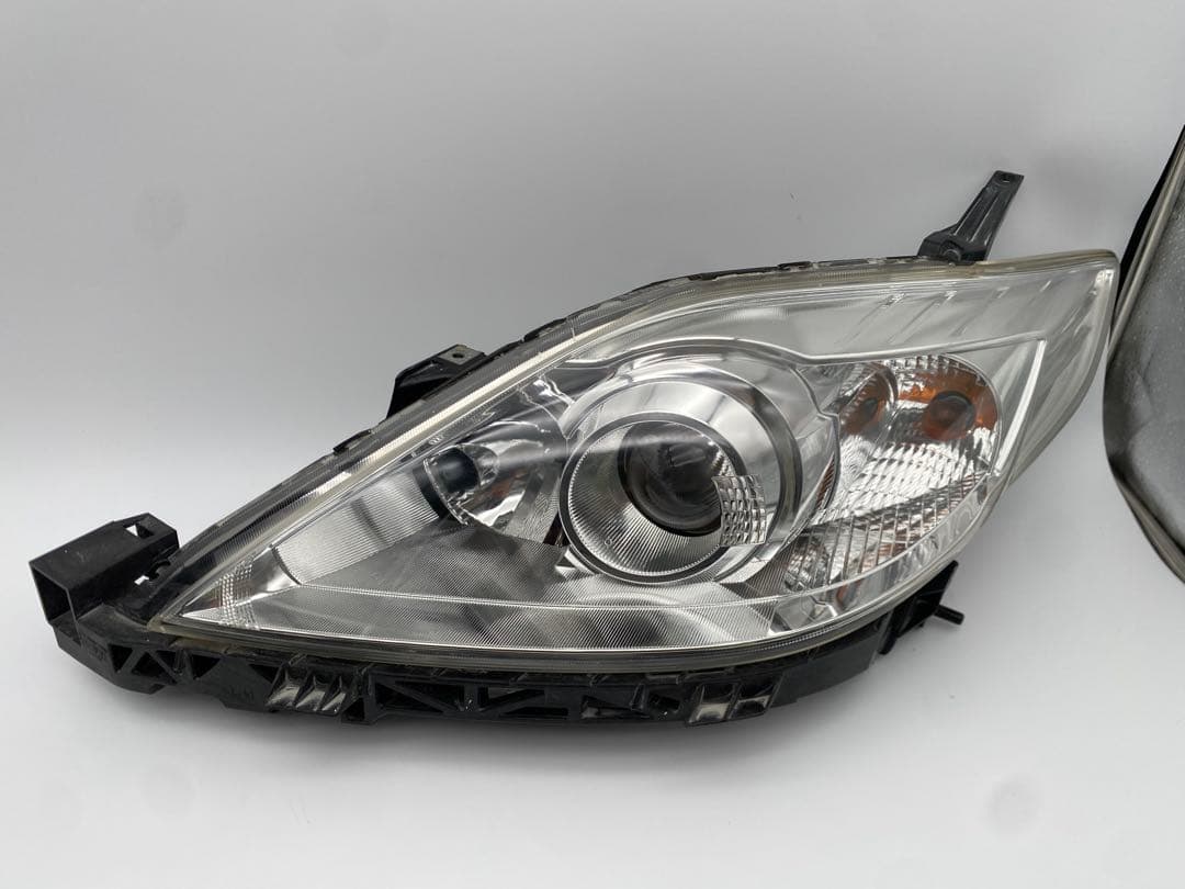 マツダ プレマシー CREW CR3W 純正 HID ヘッドライト 左右セット