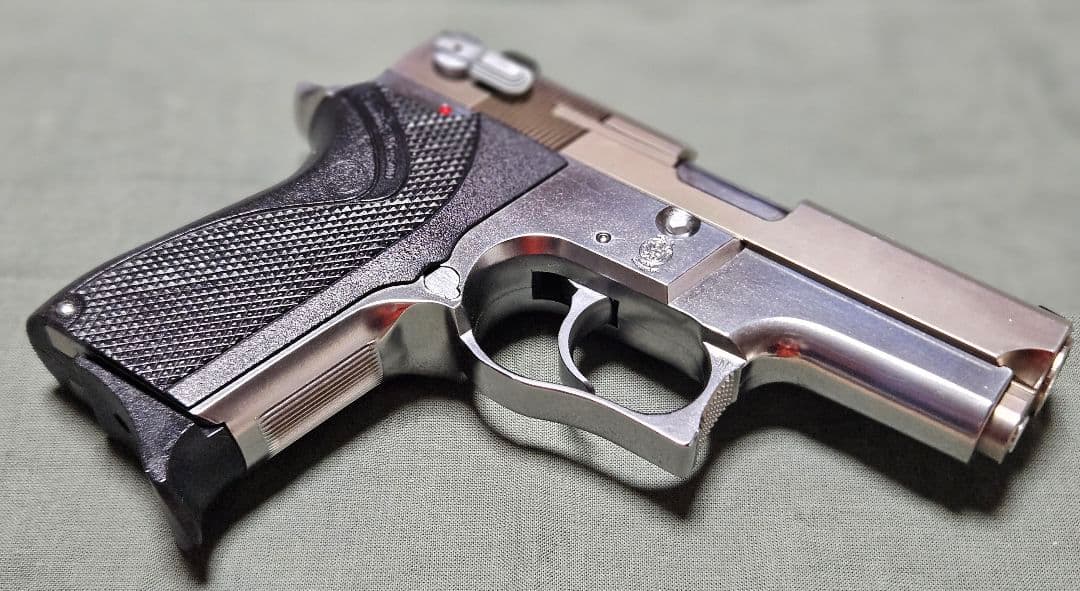 WESTERN ARMS S＆W M6906 ニッケルフィニッシュ ガスガン