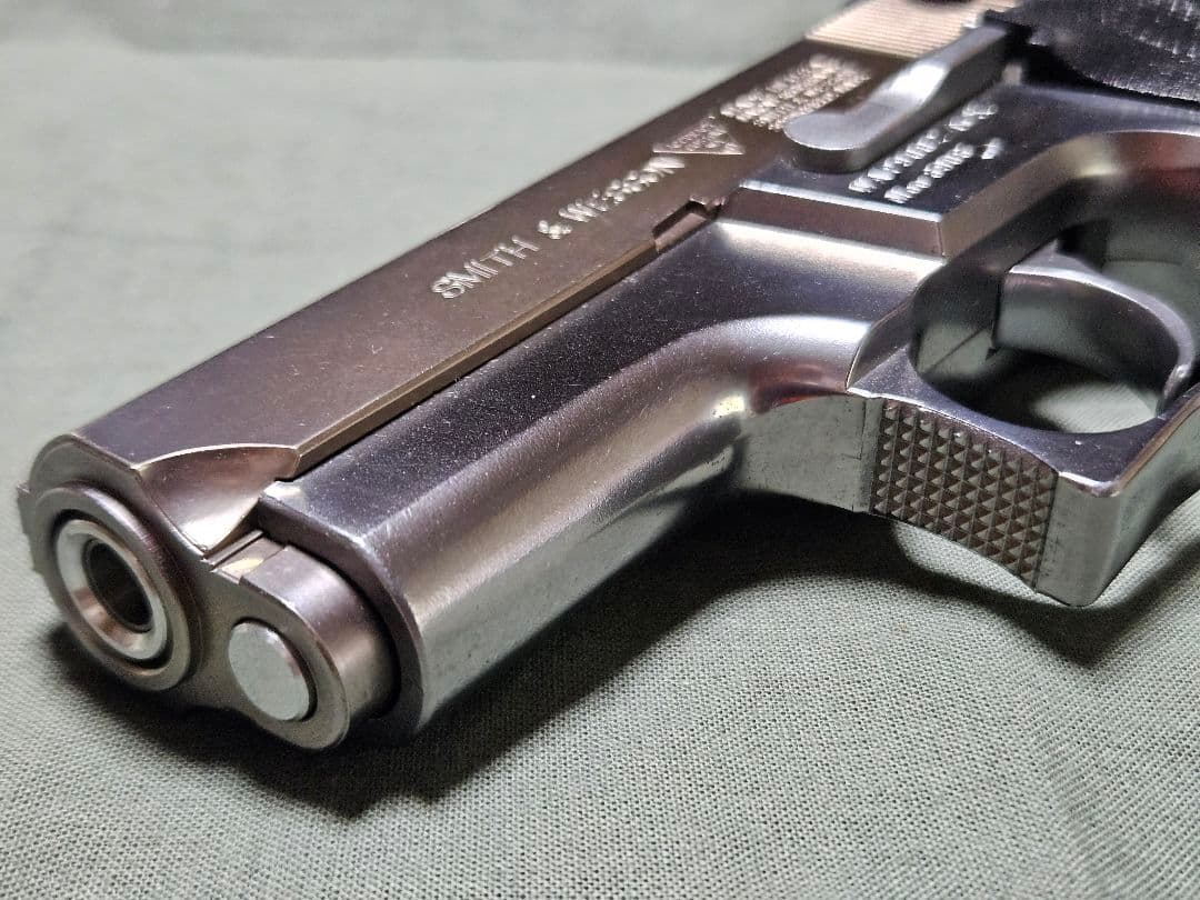 WESTERN ARMS S＆W M6906 ニッケルフィニッシュ ガスガン