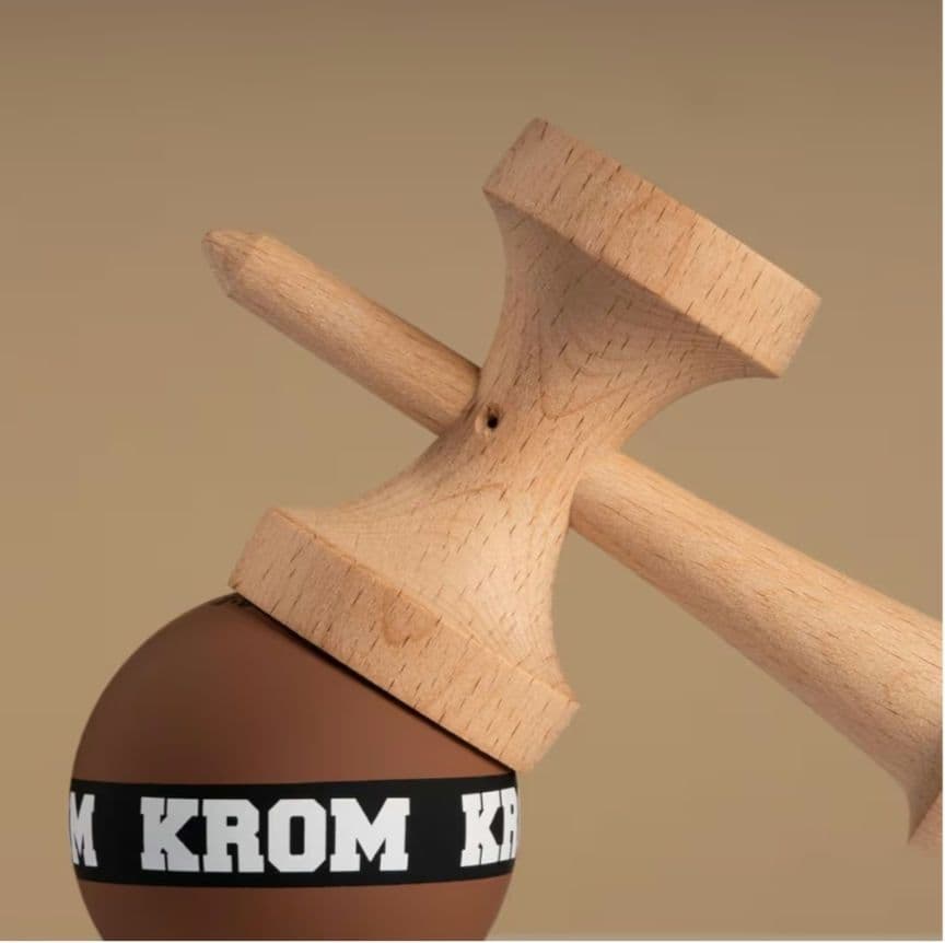けん玉 KROM STROGO NEA (チョコレート)