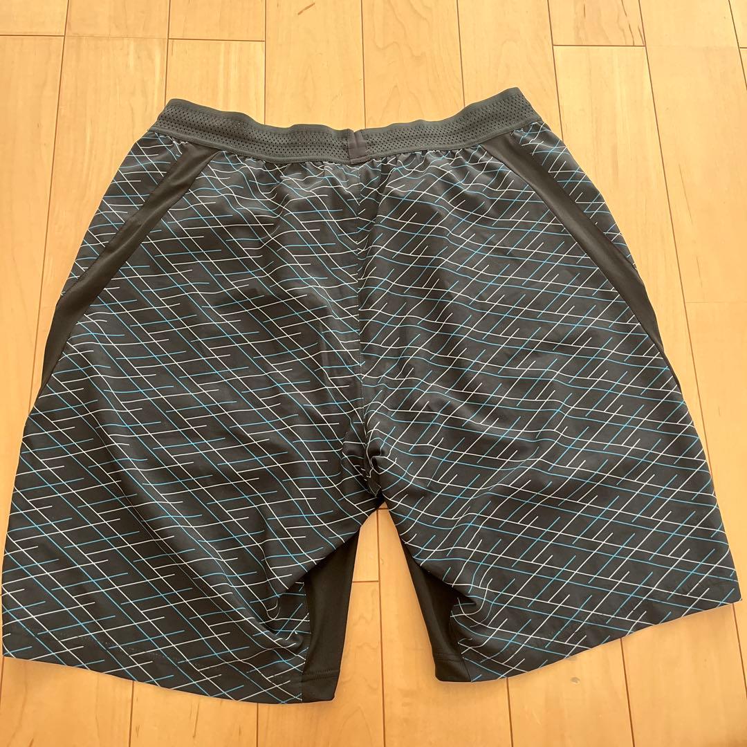 YONEX バドミントンパンツ　ハーフパンツ