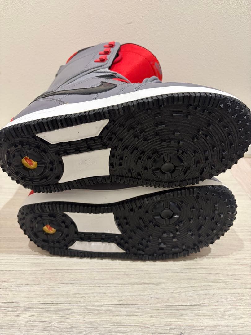 NIKE スノーボードブーツ 26cm US8 グレー×レッド 未使用 箱なし