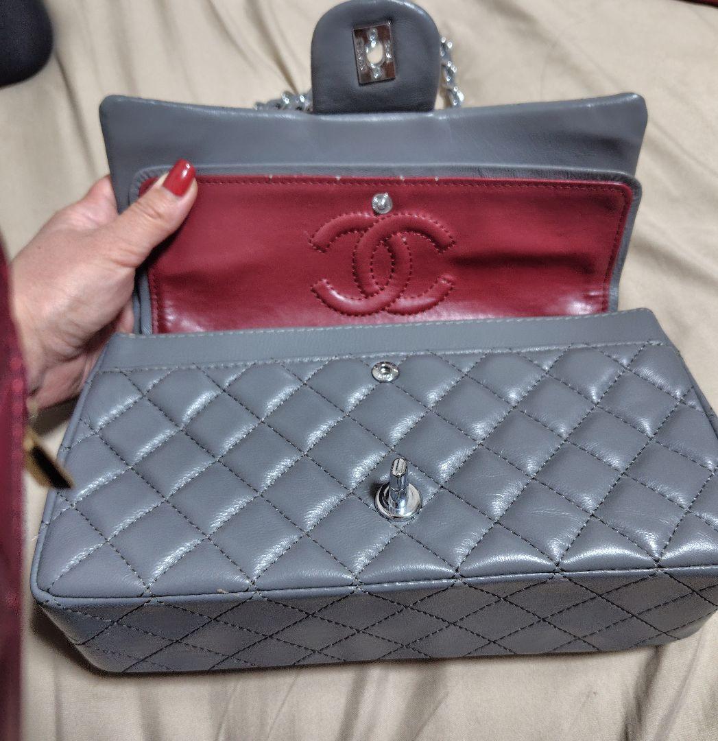 ‪♡CHANEL‪♡ グレー キルティング フラップバッグ✨美品✨