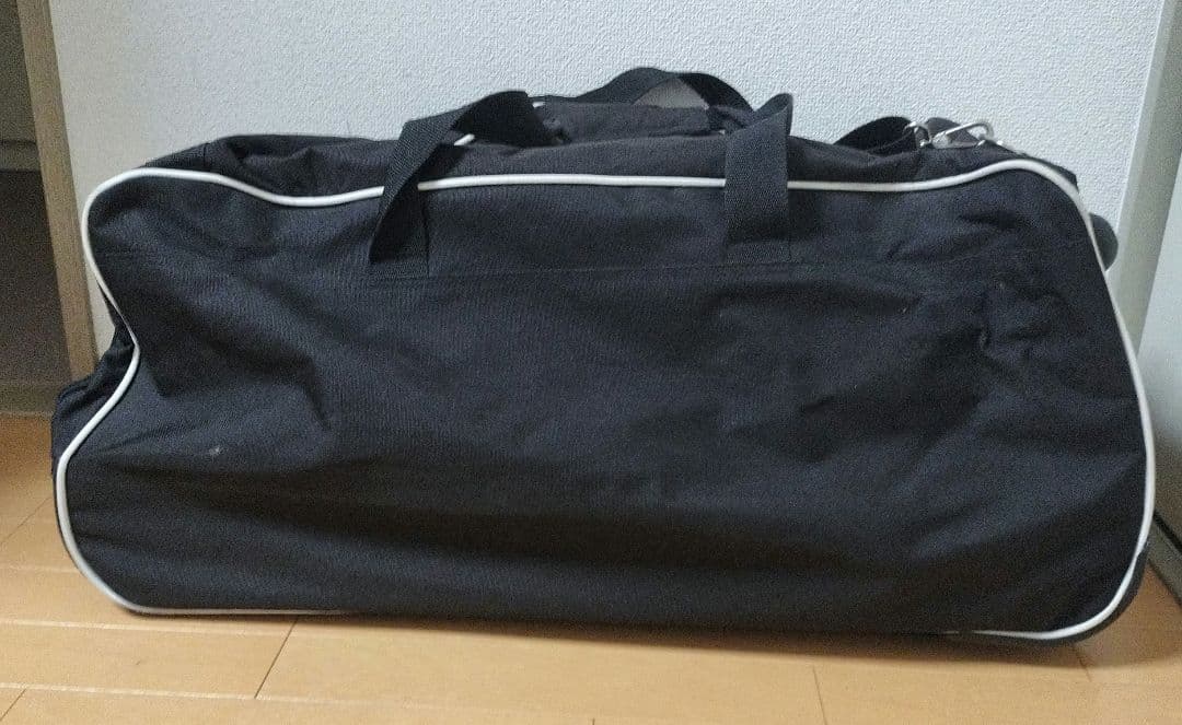 週末お値下げ中！ATHLETA　キャリーバッグ