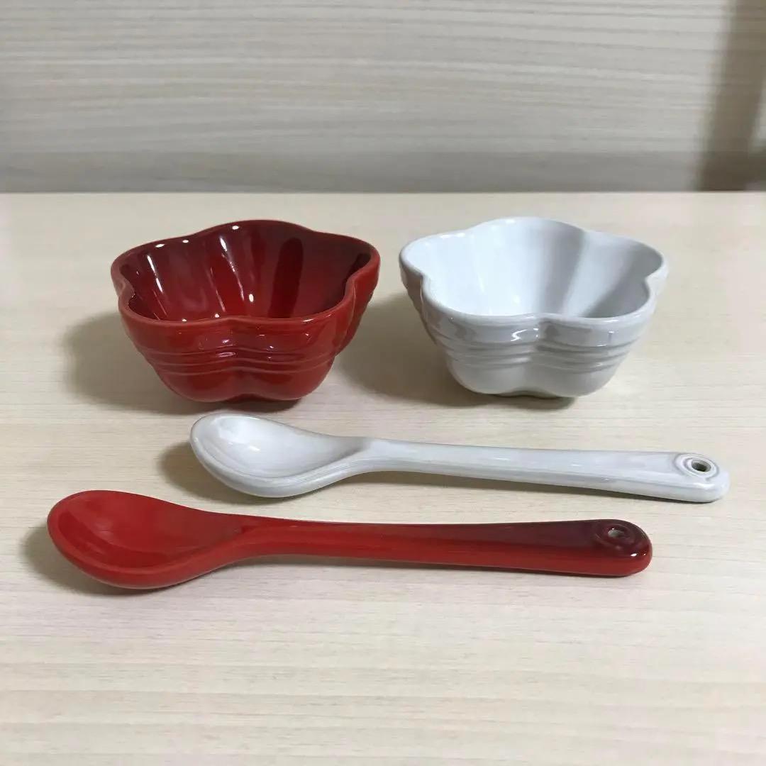 ルクルーゼ　ミニ・フルール　ラムカン　ホワイトラスター　チェリーレッド　食器