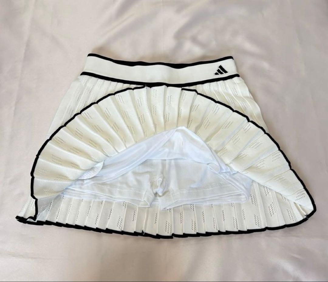 新品adidasゴルフ　パフスリーブニット　プリーツスカート　春夏セットアップ
