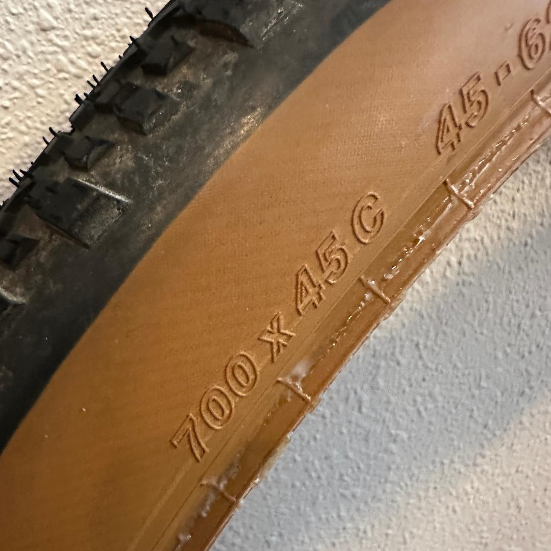 Panaracer GRAVELKING X1 TLR 700×45C 2本