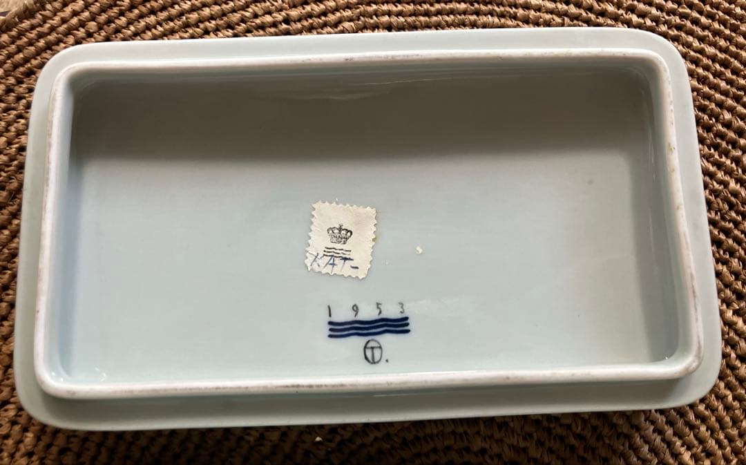 1953年製アンティーク　筆箱ぐらいの入れ物