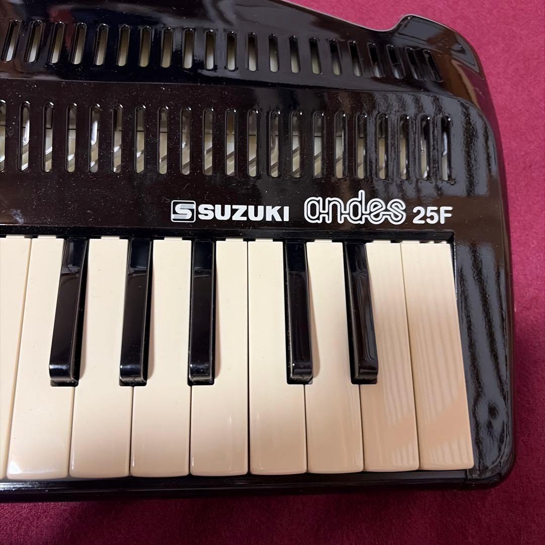 ほぼ新品です。　suzukiアンデス25F