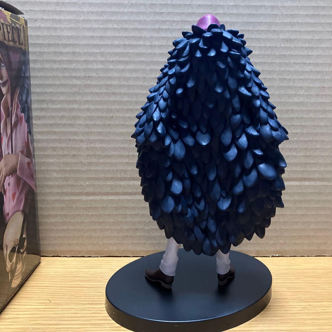 ワンピース コラソン フィギュア 開封済み 外箱付き