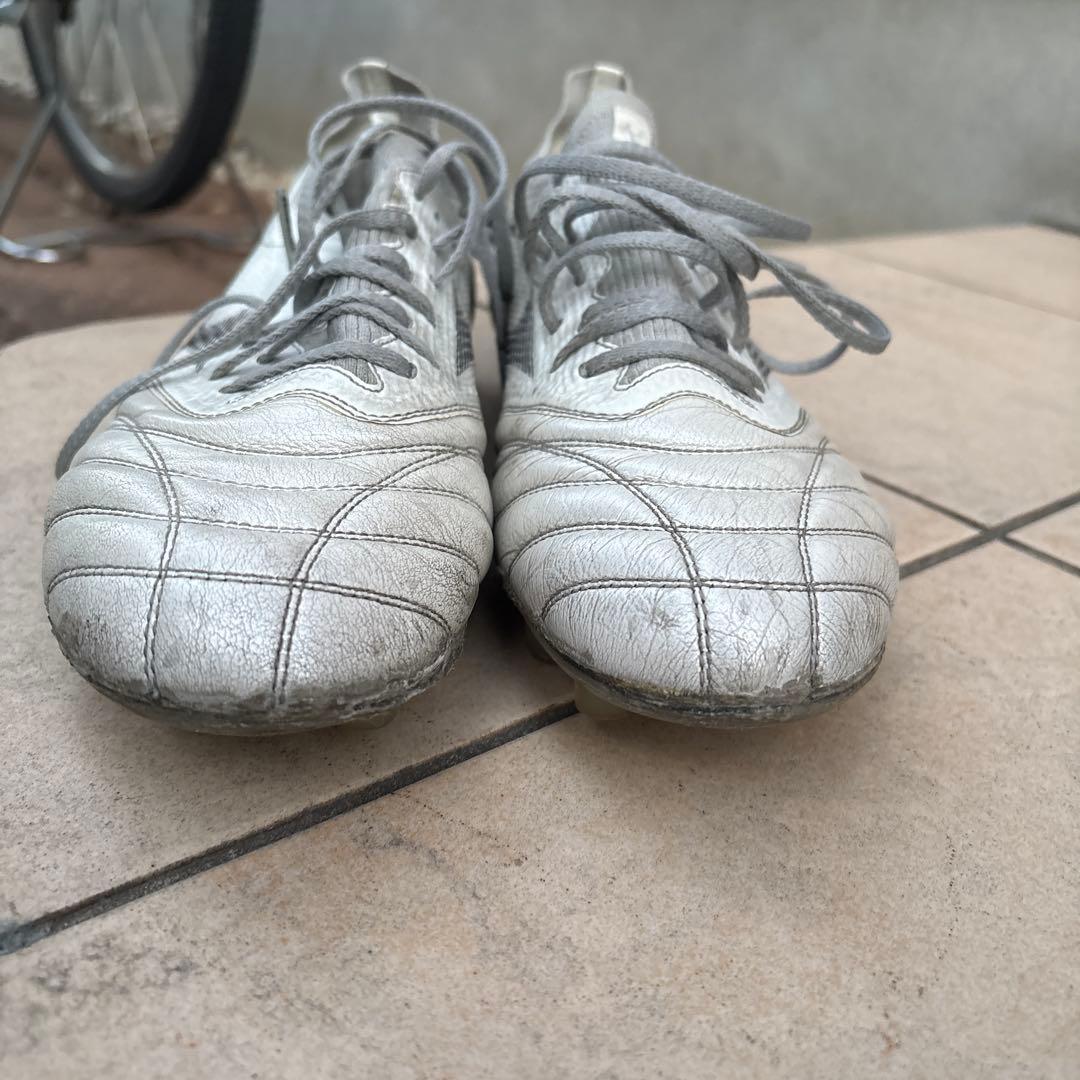 Mizuno Morelia Neo サッカーシューズ シルバー