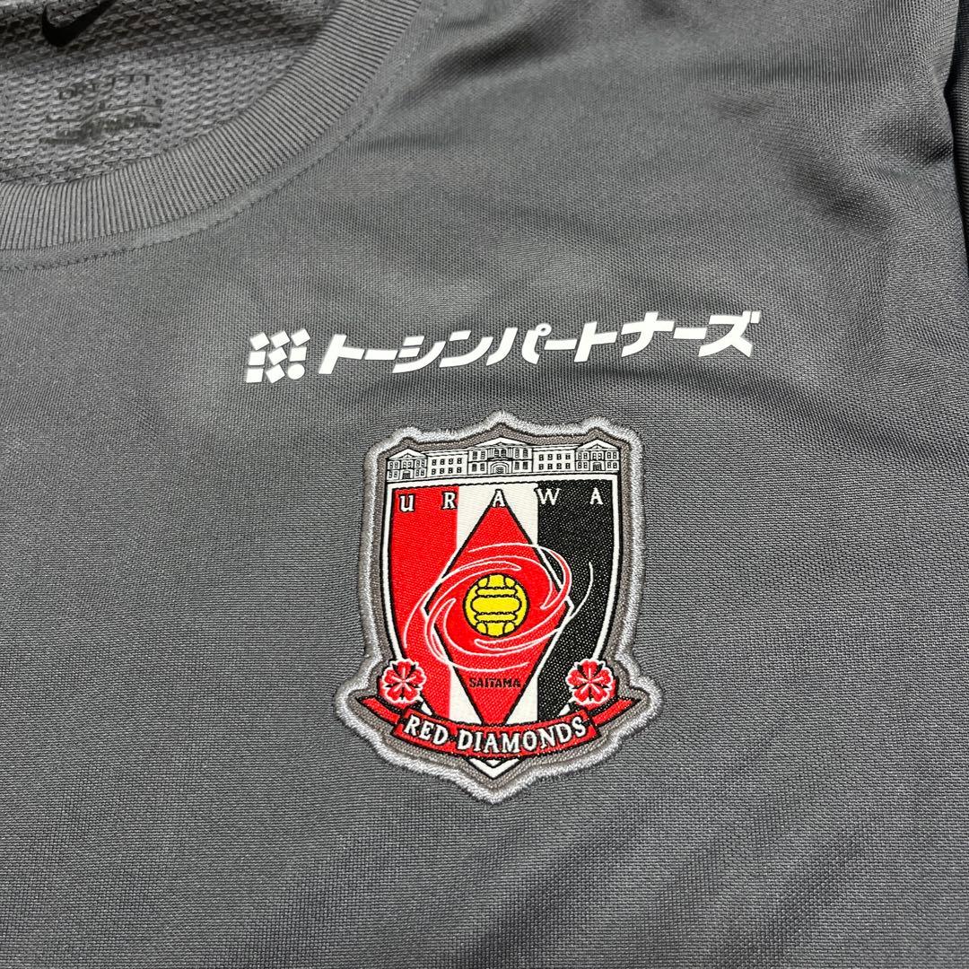 NIKE製　浦和レッズ　コーチモデル　トレーニングウェア　Lサイズ