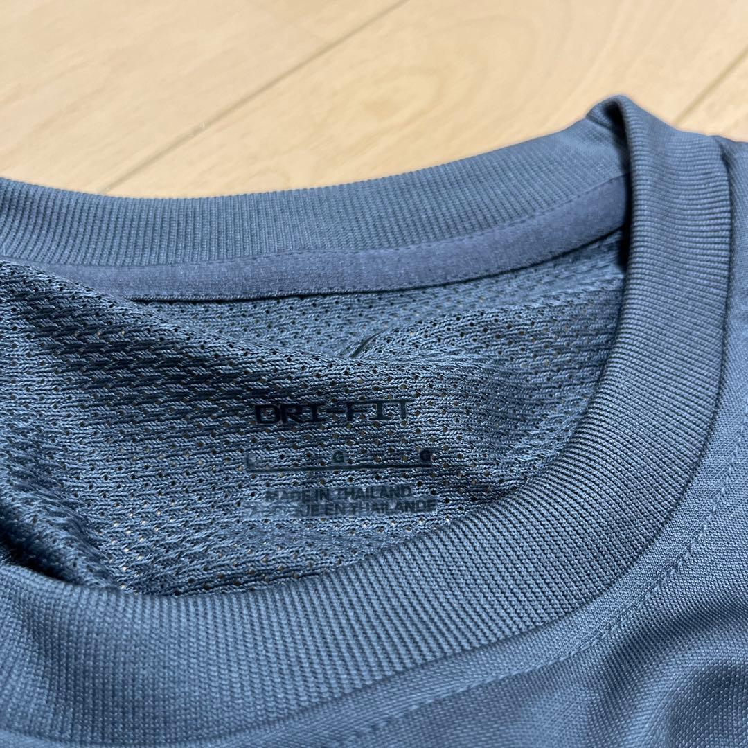 NIKE製　浦和レッズ　コーチモデル　トレーニングウェア　Lサイズ