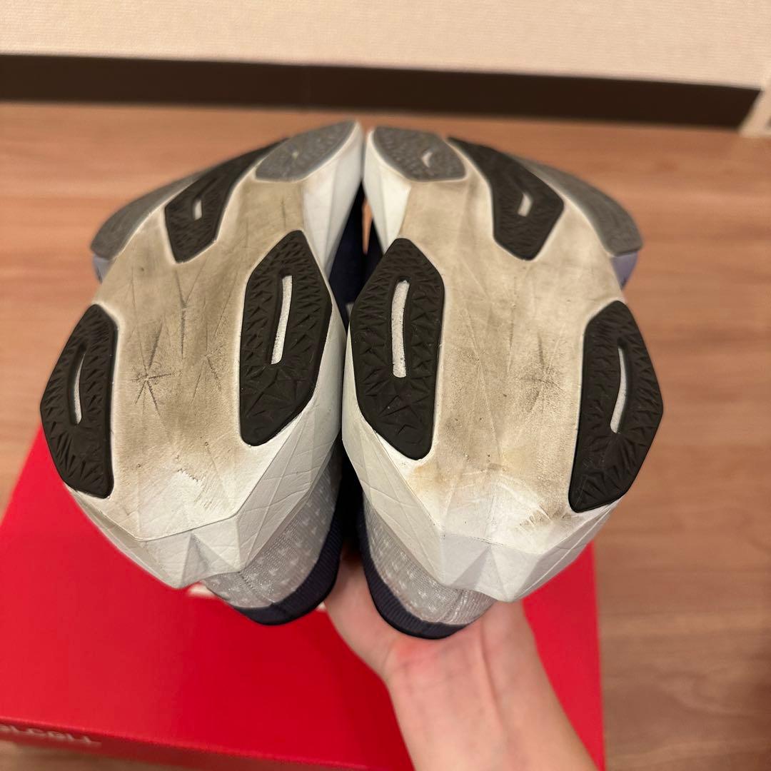 New Balance FuelCell V4 27.0cm ネイビー