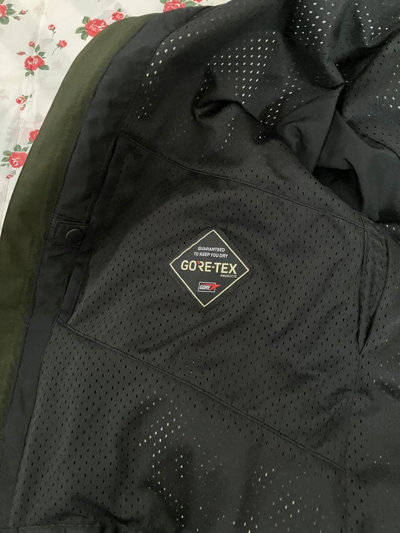 volcom スノーボードウェア ジャケット Mサイズ