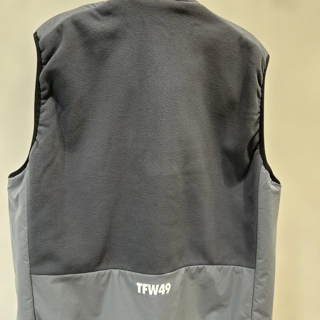 新品❤️TFW49 グレー フリース ベスト