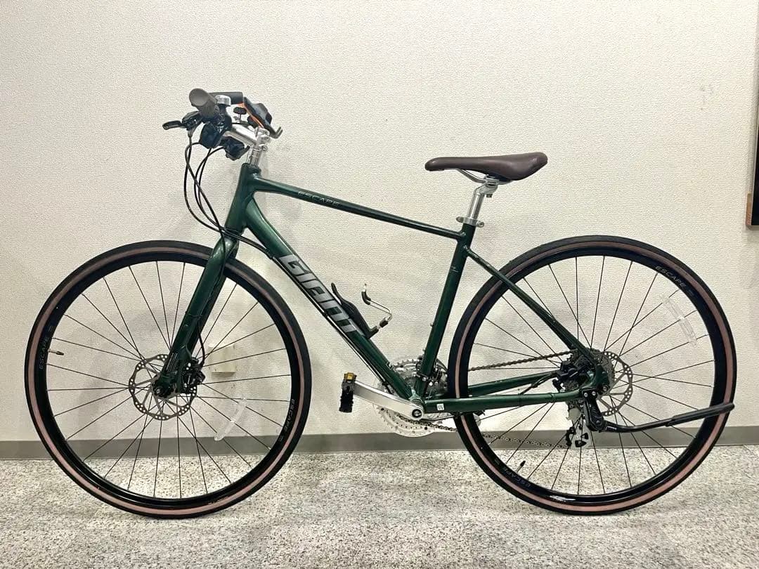 CHII GIANT ESCAPE R DISC LTD クロスバイク