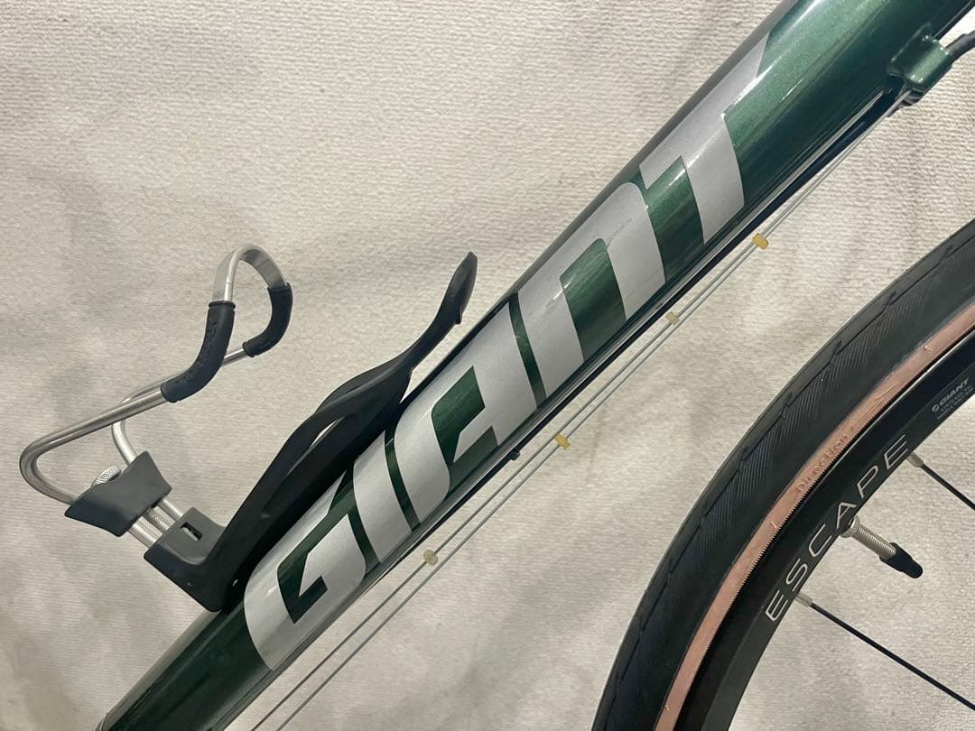 CHII GIANT ESCAPE R DISC LTD クロスバイク
