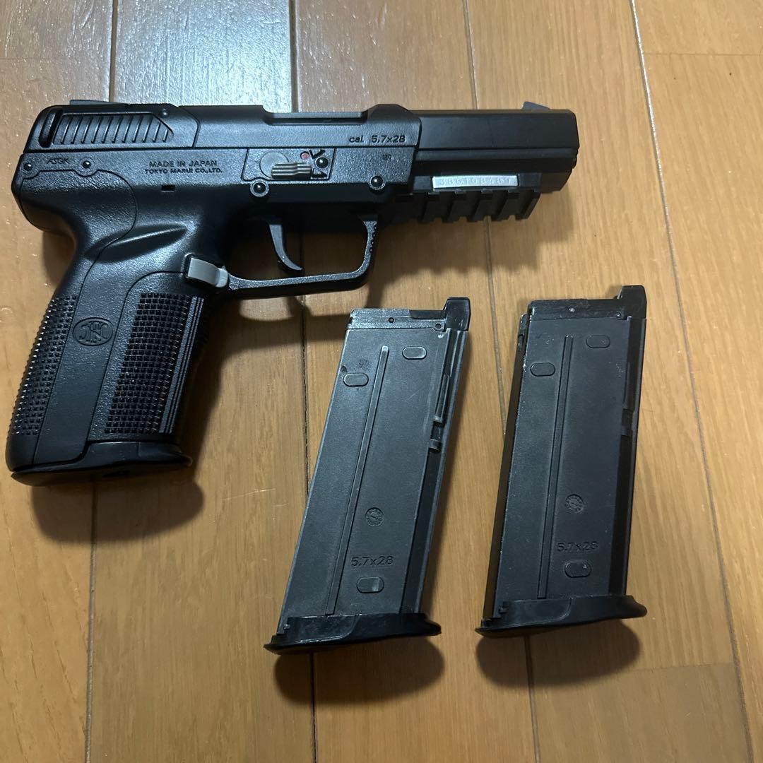 東京マルイ FN5-7　ガスブロ　リアカン　バレルコーティング　内部カスタム