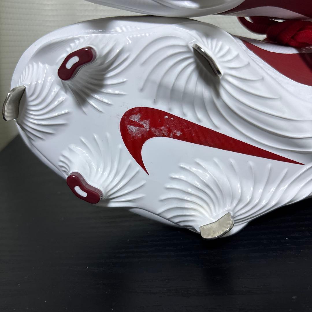 Nike レッド スパイクシューズ　25.5cm 準新品　箱無し