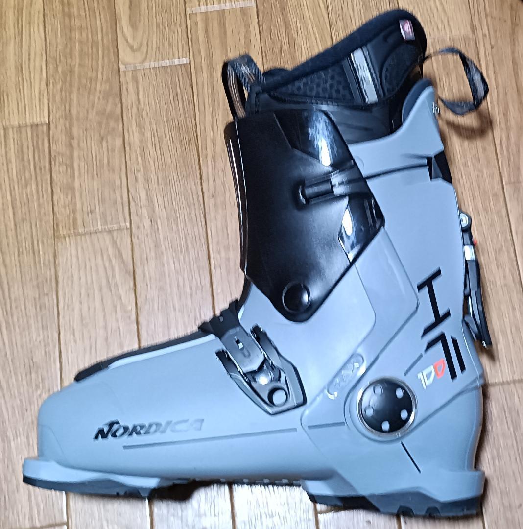 Nordica スキー用リアエントリーブーツ HF100