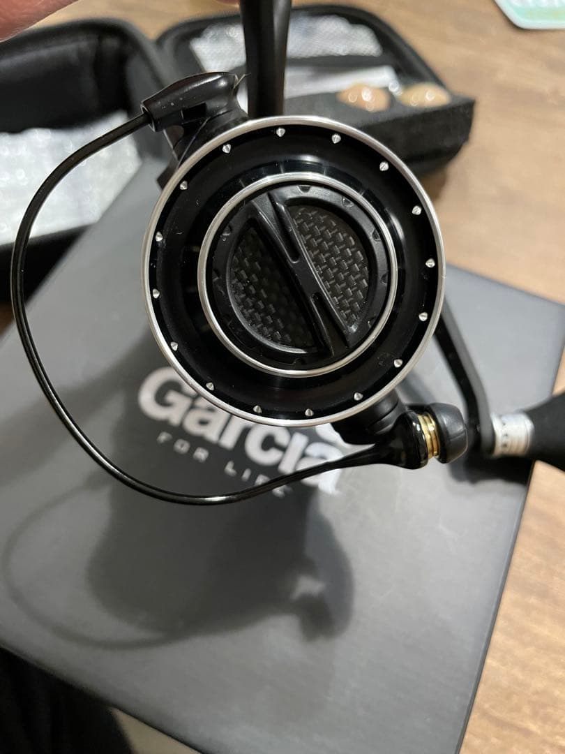 美品　REVO MGXtreme 3000SH スピニング レボ　　　zenon