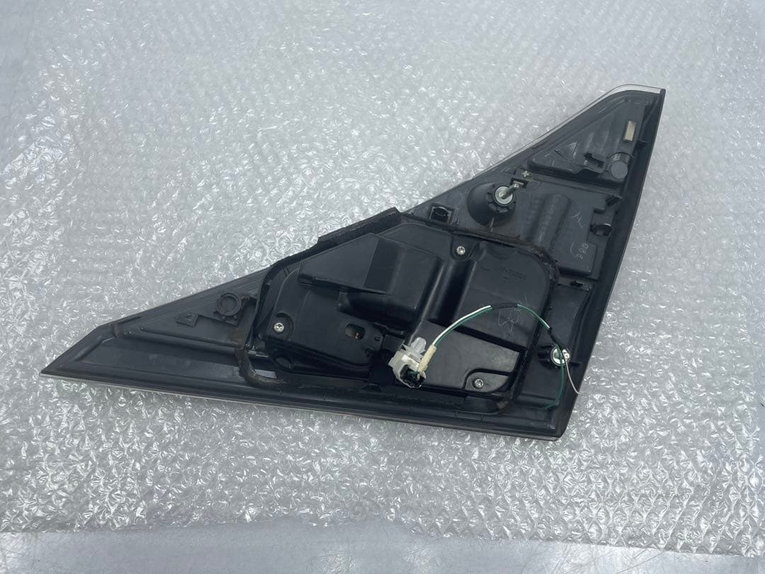 中古|ヴェルファイア 20系純正 左テールランプKOITO 58-35|か52