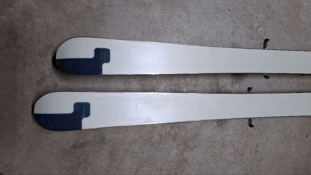 サロモン SALOMON 1080 FOIL174cm フリーライド モーグル