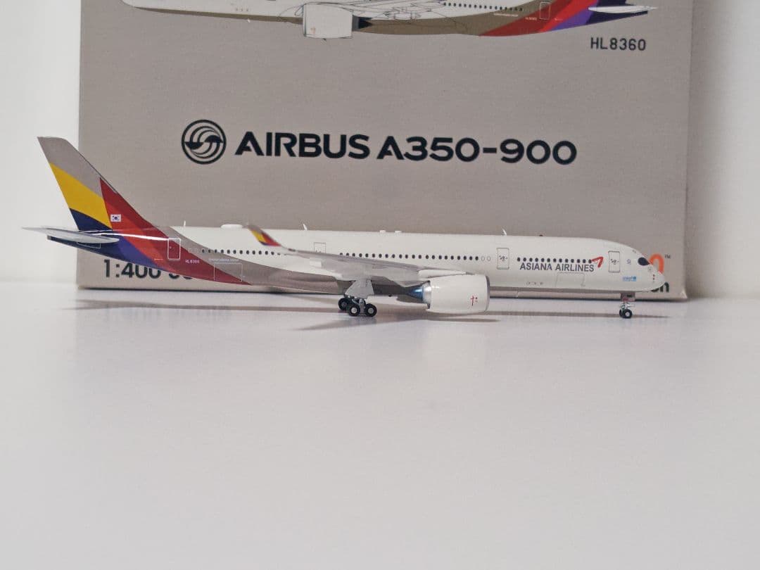 飛行機模型Aviation400 アシアナ航空 A350-900