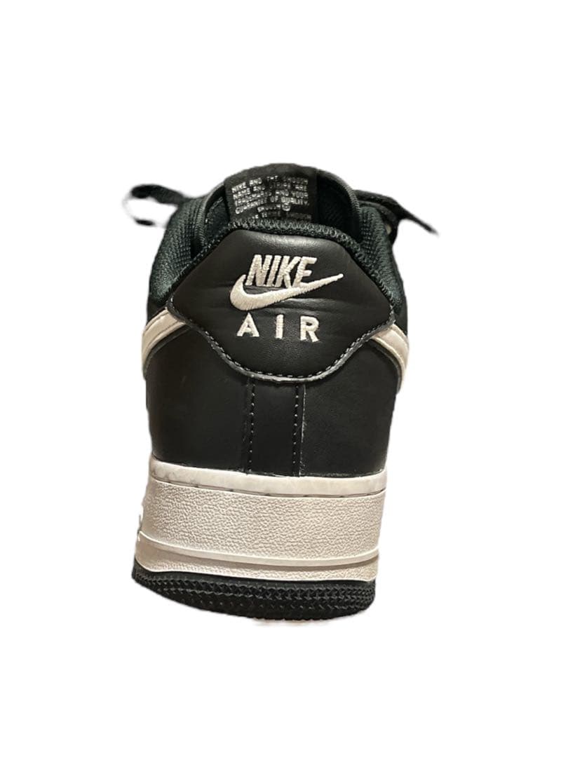 人気スニーカー◎【NIKE】エアフォース1 ブラック/ホワイト 27CM