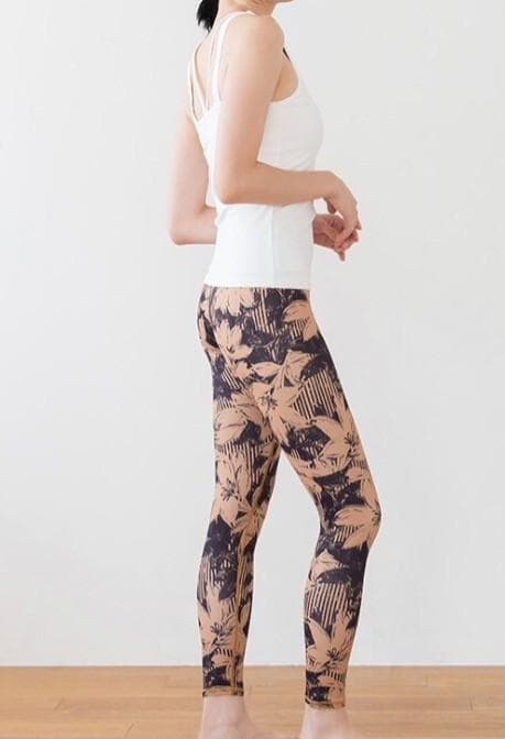 【美品】SUKALA ヨガウェア 上下セット WEB限定カラー　Sサイズ