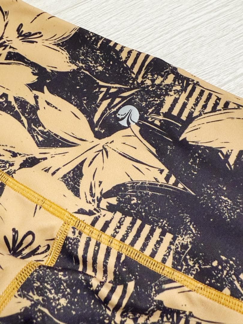 【美品】SUKALA ヨガウェア 上下セット WEB限定カラー　Sサイズ