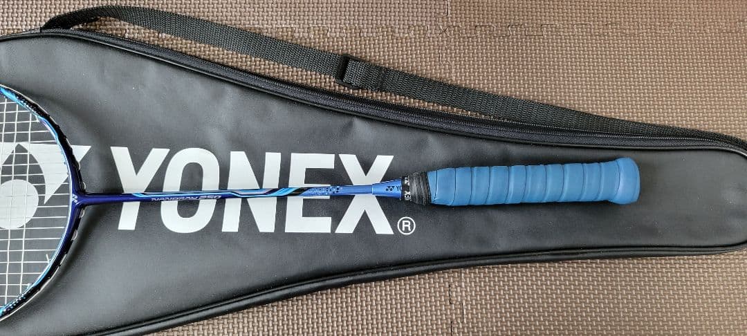 【美品】YONEX NANORAY 250 バトミントン
