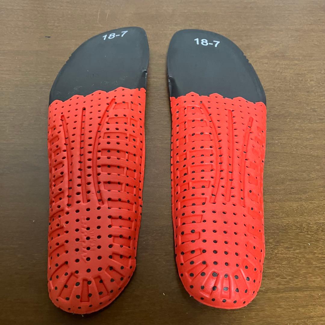アトミック　Atomic Waymaker Carbon 110