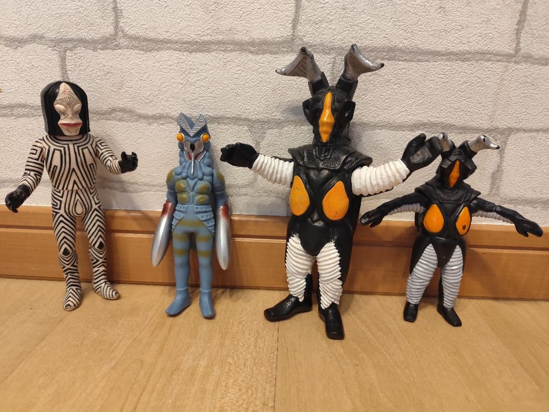 ウルトラマン　怪獣まとめ売り　21体！