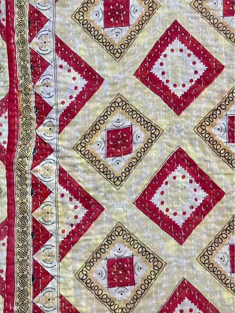 カンタ 刺繍 ラリーキルト インド ヴィンテージ布 ベッドカバー ソファーカバー