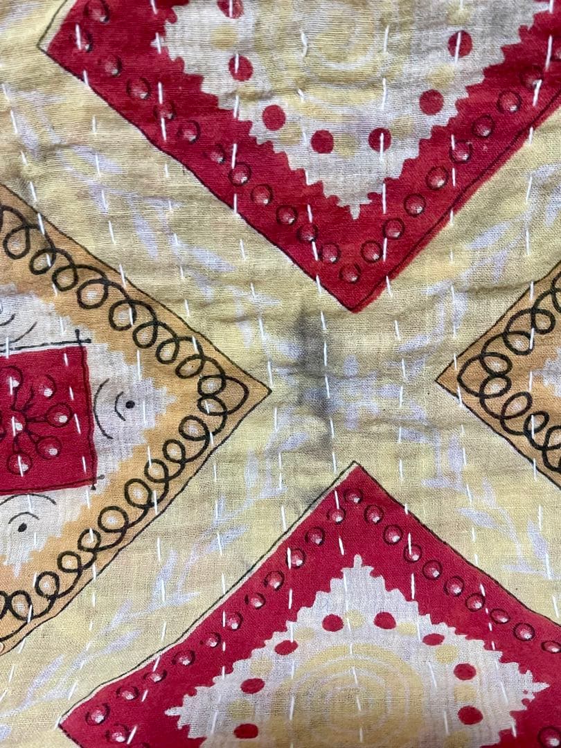 カンタ 刺繍 ラリーキルト インド ヴィンテージ布 ベッドカバー ソファーカバー