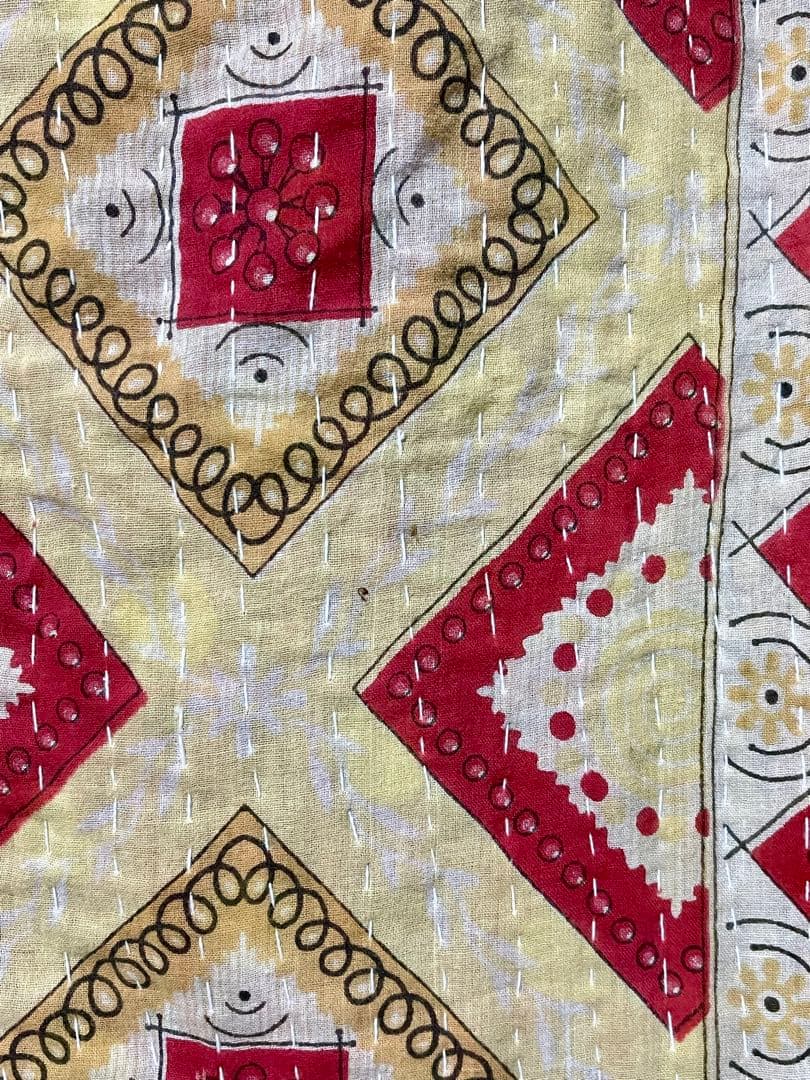 カンタ 刺繍 ラリーキルト インド ヴィンテージ布 ベッドカバー ソファーカバー