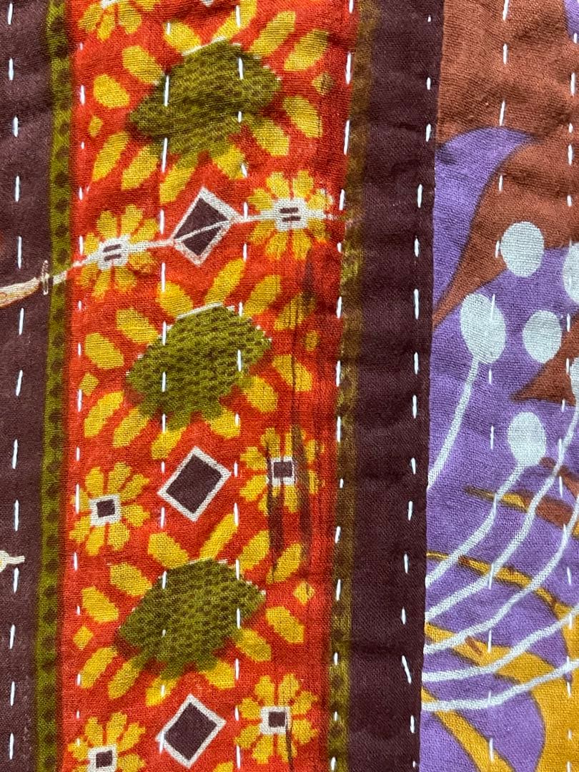 カンタ 刺繍 ラリーキルト インド ヴィンテージ布 ベッドカバー ソファーカバー
