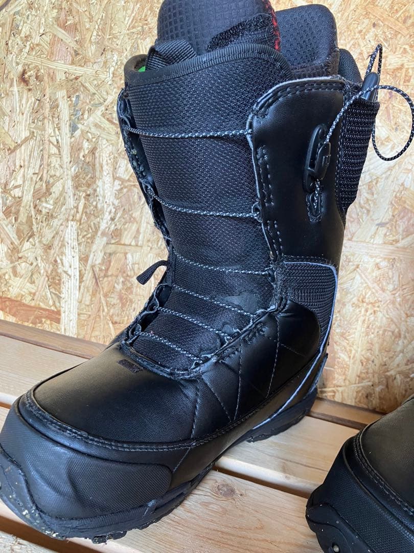 おすすめ品　中古　BURTON D-X サイズ25.0