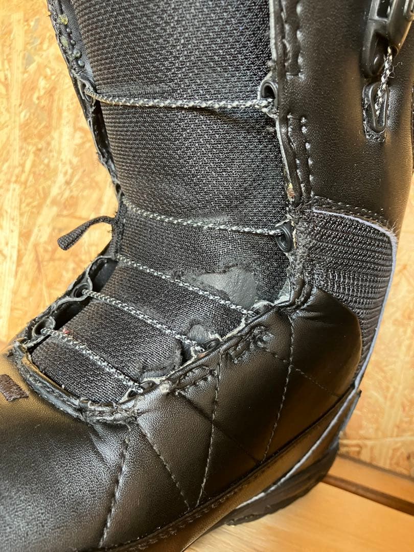 おすすめ品　中古　BURTON D-X サイズ25.0