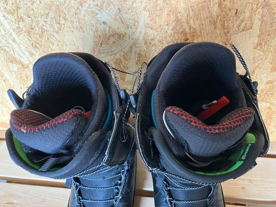 おすすめ品　中古　BURTON D-X サイズ25.0