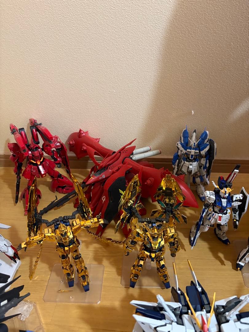 ネオジオング、フェネクス、デスティニー、ガンプラ 完成品まとめ売り