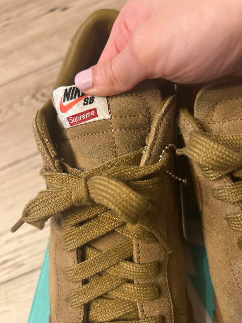 スケートボード Nike SB Blazer low GT QS Supreme 26cm