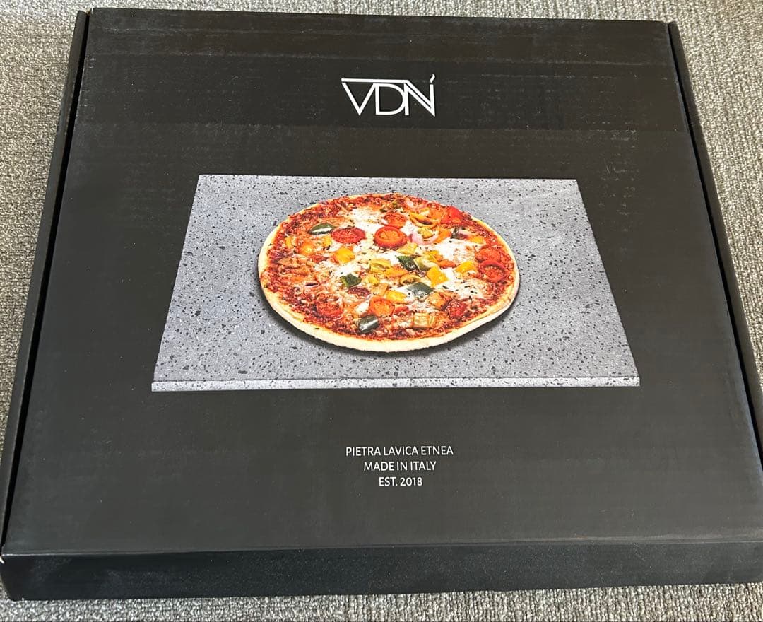 新品未使用　ピザストーン 38cm x 30cm イタリア製　エトナ火山